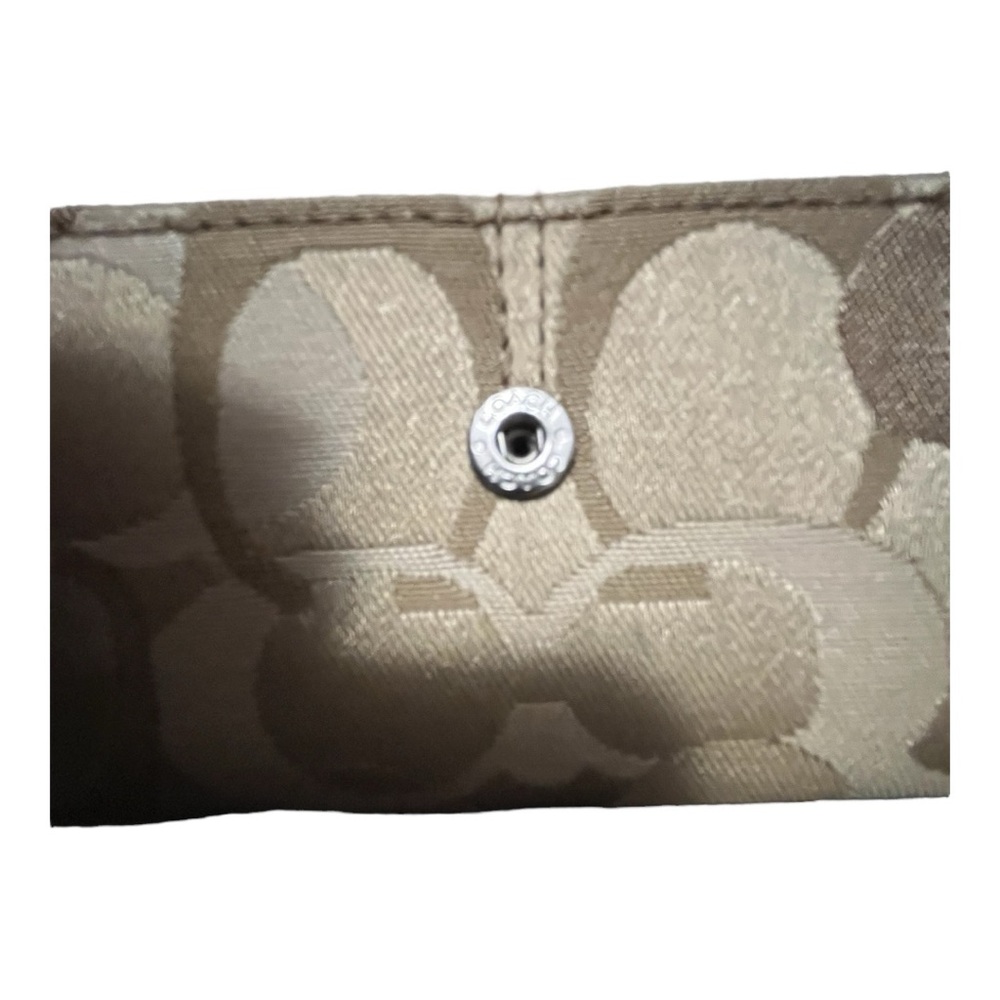 Coach Wallet - Picture 6 of 7